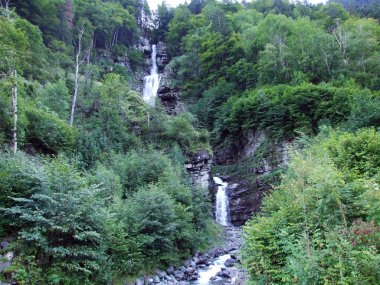 Şelale Diesbachfall at Diesbach Creek - Glarus, İsviçre
