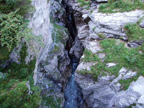 Kanyon Linth Nehri Üzerinde Linthal Canton Glarus Sviçre — Stok fotoğraf