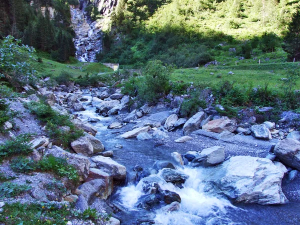 Καταρράκτης Bifertenbachfall Bifertenbach Creek Sandbachtal Sandbach Κοιλάδα Καντόνι Της Glarus — Φωτογραφία Αρχείου