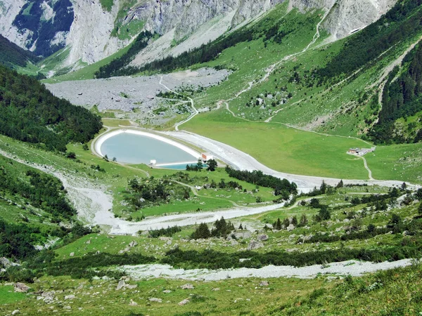 Lago Artificiale Acumulazionale Nella Valle Sandbach Sandbachtal Cantone Glarus Svizzera — Foto Stock