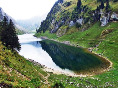 Alp Gölü Fahlensee dağ Alpstein -: Appenzell Innerrhoden Canton, İsviçre