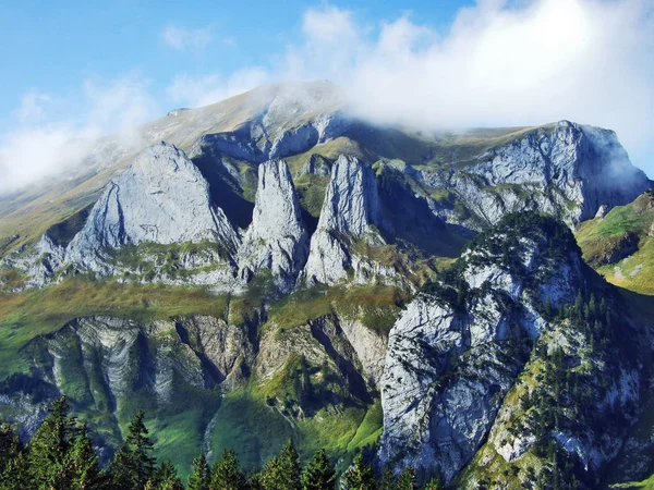Blick Auf Die Gipfel Der Alpinen Bergkette Alpstein Kanton Appenzell — Stockfoto