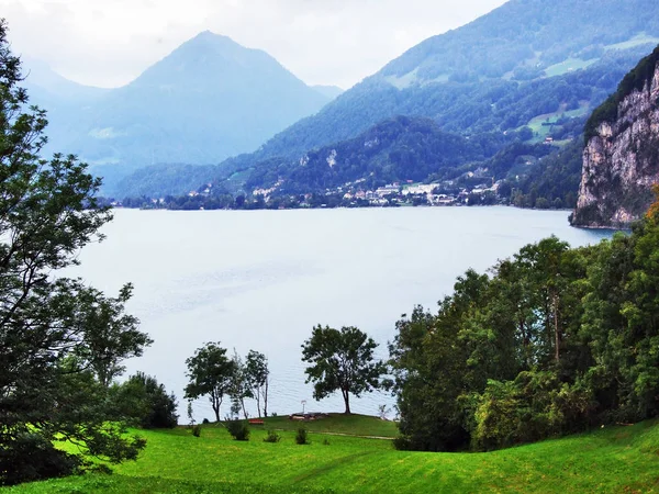Walensee Amden ザンクト ガレンのカントン スイス連邦共和国からの朝の景色 — ストック写真