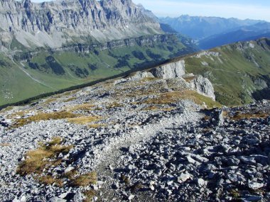 Yukarıda Urner Boden Vadisi ve Linthal - Uri Canton, İsviçre alp en iyi Fisetengrat