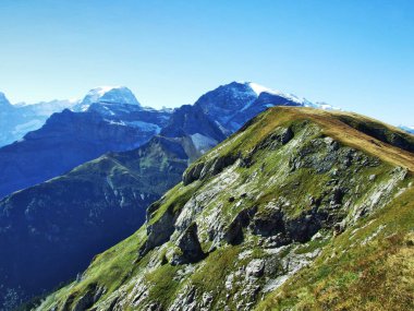 Yukarıda Urner Boden Vadisi ve Linthal - Uri Canton, İsviçre alp en iyi Fisetengrat