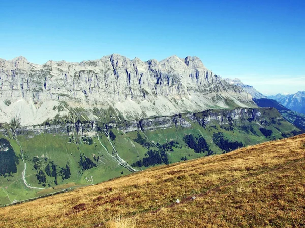 Альпійські Луки Альпійських Вершин Fisetengrat Chamerstock Кантонів Uri Гларус Швейцарія — стокове фото