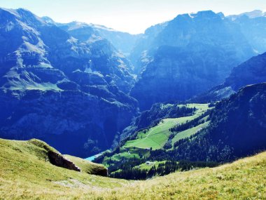 Dağ doruklarına Fisetengrat ve Chamerstock - Uri Kanton ve: Glarus, Switzerland dan manzaralar