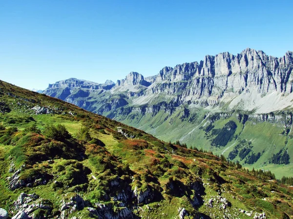 Panoramas Los Picos Alpinos Fisetengrat Chamerstock Cantones Uri Glarus Suiza — Foto de Stock
