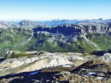 Büyük alp Dağı Yaylası ve üst Glatten - Uri Canton, İsviçre