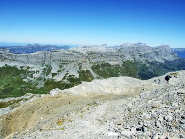 Büyük alp Dağı Yaylası ve üst Glatten - Uri Canton, İsviçre