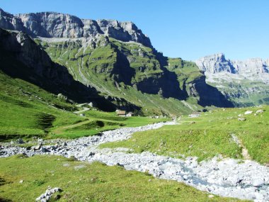 Büyük alp Dağı Yaylası ve üst Glatten - Uri Canton, İsviçre