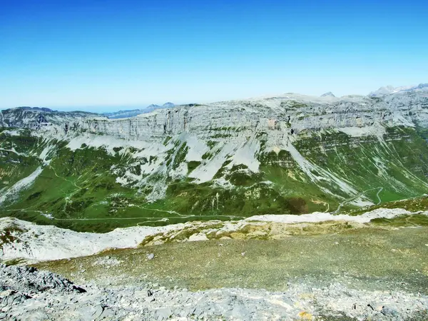 Das Massive Alpine Hochplateau Und Der Gipfel Von Glatten Kanton — Stockfoto
