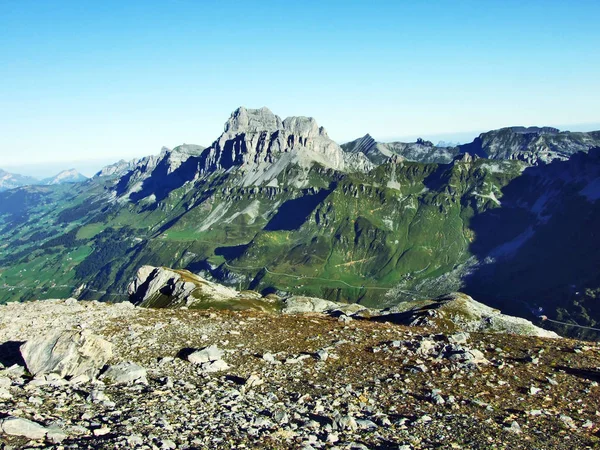 Schachentaler Windgallen Typowym Przykładem Skalistym Szczycie Alpejskim Kanton Uri Szwajcaria — Zdjęcie stockowe