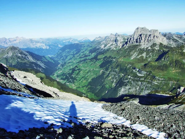 Pastwiska Alpejskie Doliny Ekologicznej Schachental Kanton Szwajcaria — Zdjęcie stockowe