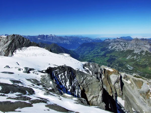 Alpengletscher Unter Dem Gipfel Geklärt Kanton Uri Schweiz — Stockfoto