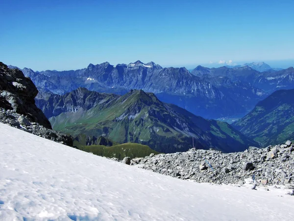 Alpengletscher Unter Dem Gipfel Geklärt Kanton Uri Schweiz — Stockfoto