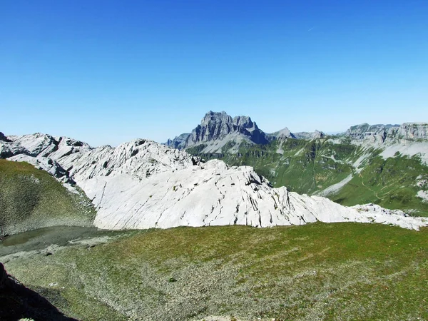 Felsen Und Steine Unter Dem Gipfel Des Clariden Und Alpental — Stockfoto