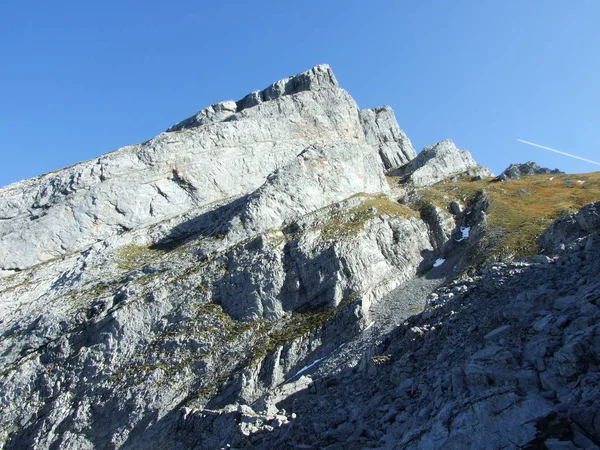 Kayalık Tepe Brisi Churfirsten Dağ Silsilesi Canton Gallen Sviçre — Stok fotoğraf