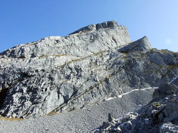 Rocky Peak Brisi Churfirsten Mountain Range Cantão Gallen Suíça — Fotografia de Stock