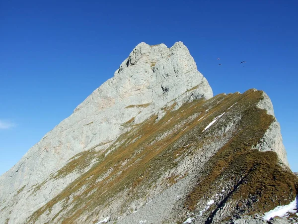 Kayalık Tepe Brisi Churfirsten Dağ Silsilesi Canton Gallen Sviçre — Stok fotoğraf