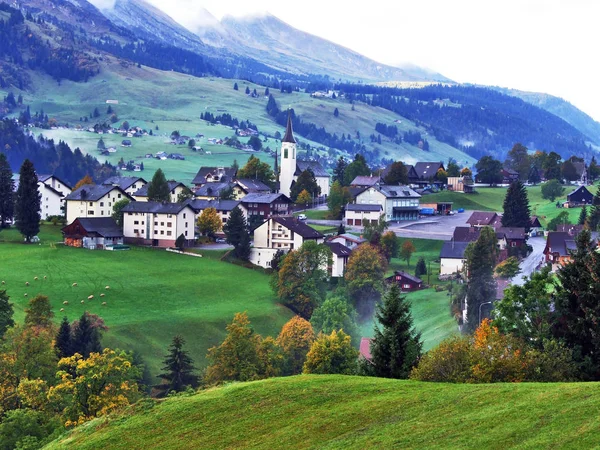 Wildhaus Wieś Regionie Toggenburg Czw River Valley Kantonu Gallen Szwajcaria — Zdjęcie stockowe