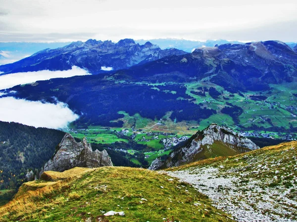 Vues Irréalistes Depuis Sommet Chaîne Montagnes Wildhuser Schofberg Alpstein Canton — Photo