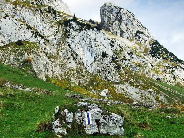 Kövek Sziklák Hegység Massif Alpstein Gallen Kanton Svájc — Stock Fotó