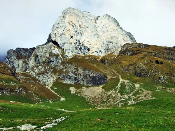 Kamienie Skały Góry Masywu Alpstein Kantonu Gallen Szwajcaria — Zdjęcie stockowe