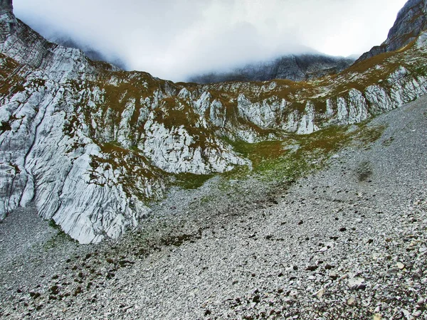 Kameny Skály Horském Masivu Alpstein Kantonu Gallen Švýcarsko — Stock fotografie