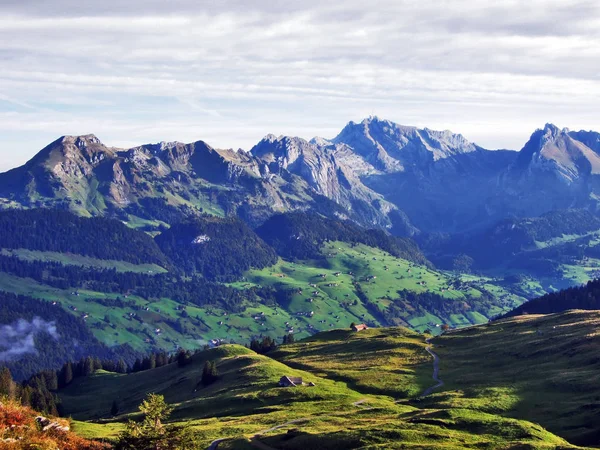 Podívejte Vrcholky Alpských Pohoří Alpstein Kanton Appenzell Innerrhoden Švýcarsko — Stock fotografie