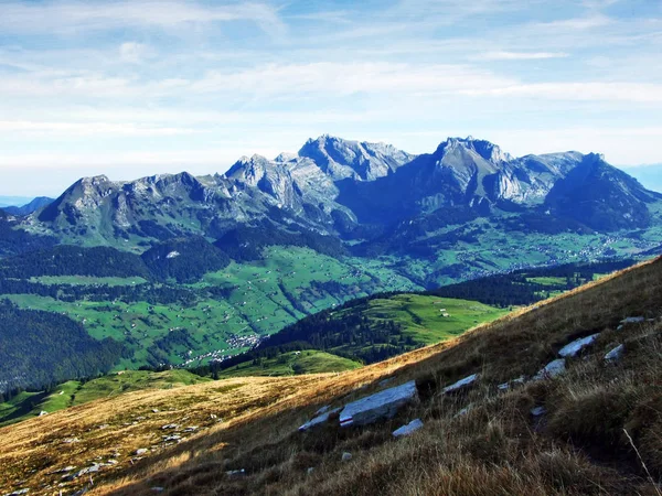 Podívejte Vrcholky Alpských Pohoří Alpstein Kanton Appenzell Innerrhoden Švýcarsko — Stock fotografie