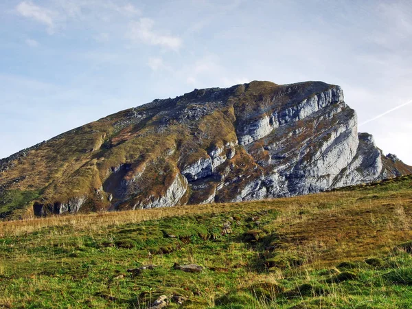 Rocky Peak Brisi Bergskedjan Churfirsten Kantonen Sankt Gallen Schweiz — Stockfoto