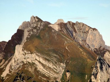 Bak üstünde Wildhuser Schafberg veya Wildhuser Schofberg Alpstein dağ silsilesi - Canton St. Gallen, İsviçre