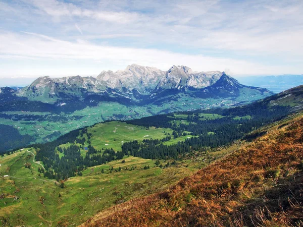 Pâturages Automne Collines Sur Plateau Sous Les Chaînes Montagnes Churfirsten — Photo