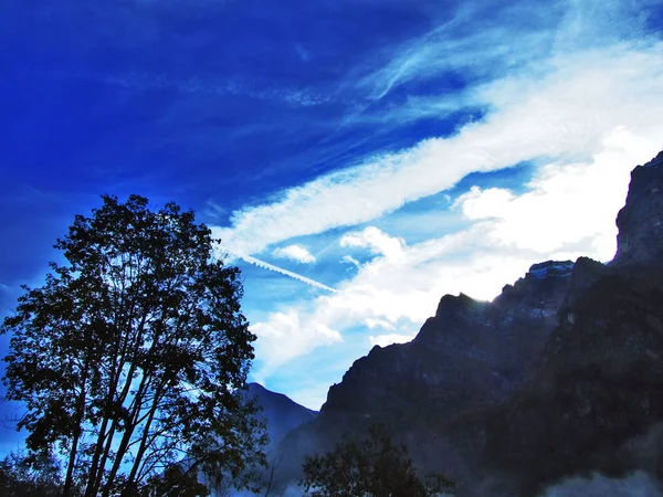 Gipfel Grell Den Glarner Alpen Und Über Dem Klontalersee Kanton — Stockfoto