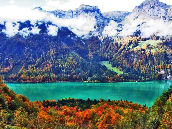Mattlistock Klontalersee Glarus의 스위스 라루스 알프스 산맥에 — 스톡 사진