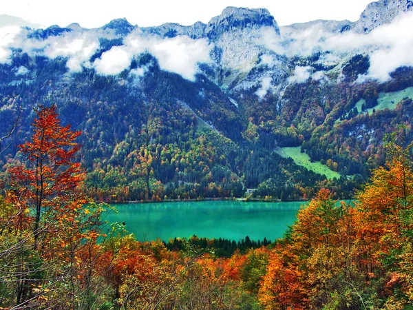 Rocky Pico Mattlistock Cordilheira Dos Alpes Glarus Acima Lago Klontalersee — Fotografia de Stock