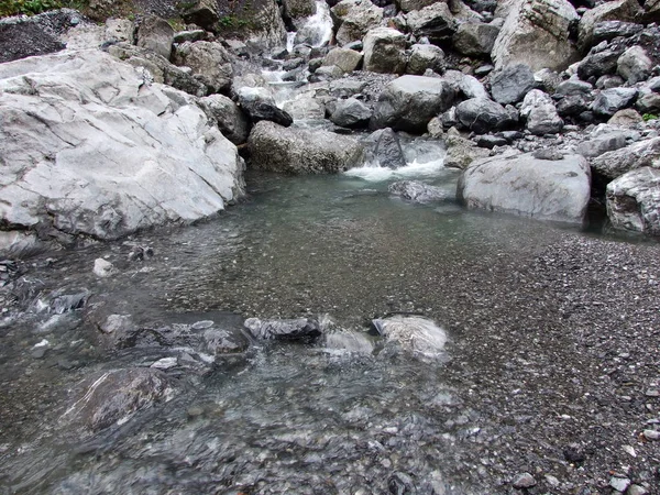 Mevsimsel Spates Kolları Klontalersee Gölü Canton Glarus Sviçre — Stok fotoğraf