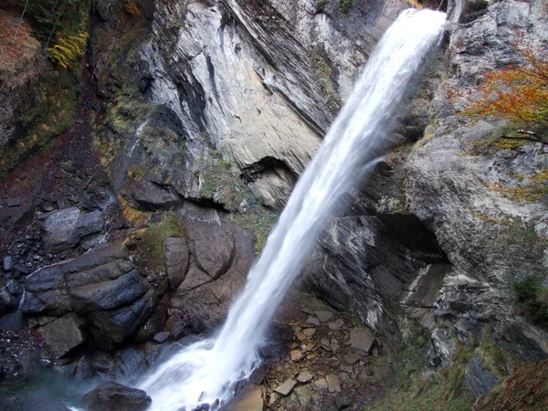 Водоспад Berschnerfall Долині Зецталь Потоці Бершнербах Кантоні Санкт Галлен Швейцарія — стокове фото