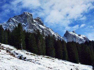 Alvier ilk kar grup dağ silsilesi - Canton St. Gallen, İsviçre