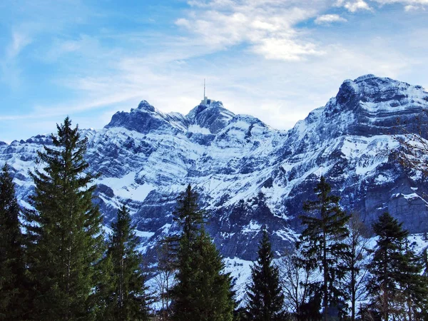 Imponujące Góry Santis Alpstein Pasmo Górskie Kanton Appenzell Ausserrhoden Szwajcaria — Zdjęcie stockowe