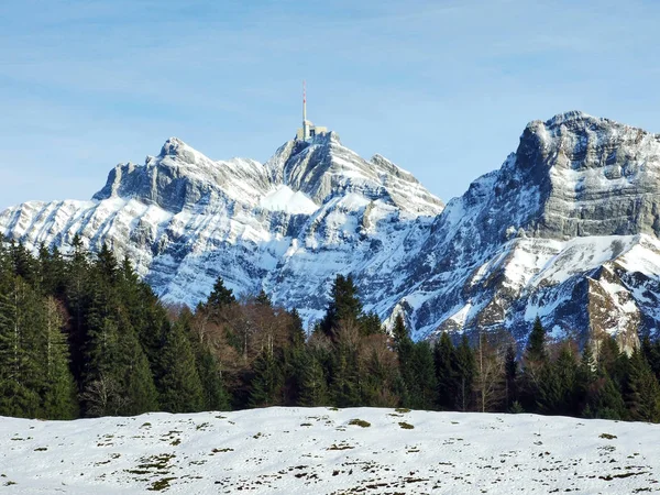 Imponujące Góry Santis Alpstein Pasmo Górskie Kanton Appenzell Ausserrhoden Szwajcaria — Zdjęcie stockowe