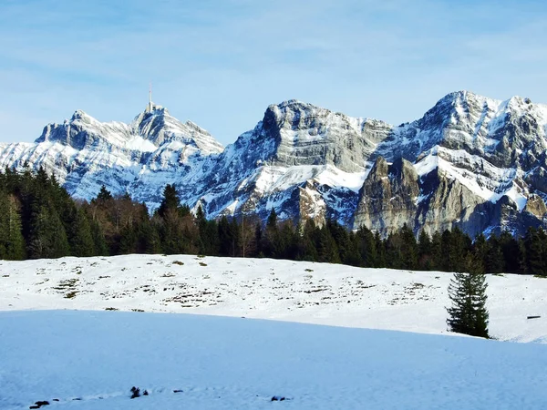 Alpstein Dağ Silsilesi Appenzell Ausserrhoden Canton Sviçre Santis Heybetli Üst — Stok fotoğraf