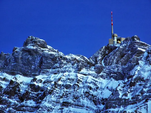 Alpstein アッペンツェル Ausserrhoden カントン スイス連邦共和国で Santis の堂々 トップ — ストック写真