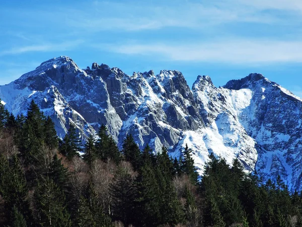 Krásné Alpské Santis Vrchol Pohoří Alpstein Pod Sněhem Cover Kanton — Stock fotografie