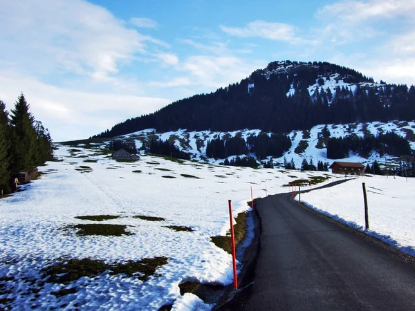 Vistas Ambiente Inverno Topo Spitzli Perto Assentamento Urnasch Cantão Appenzell — Fotografia de Stock