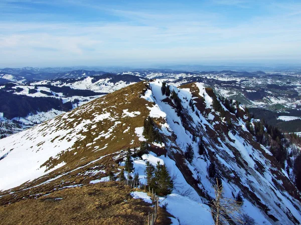 Ambiente Inverno Pastagens Fazendas Município Urnasch Cantão Appenzell Ausserrhoden Suíça — Fotografia de Stock