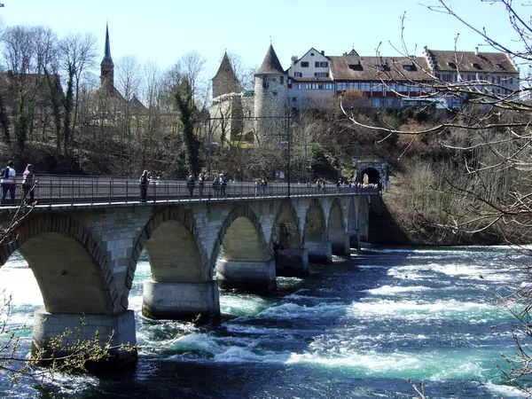 Schloss Laufen Rheinfall或Laufen Castle Neuhausen Rheinfall 瑞士沙夫豪森州 — 图库照片