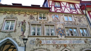 Cephe veya Bemalte Fassaden boyalı, Stein am Rhein - Canton Schaffhausen, İsviçre