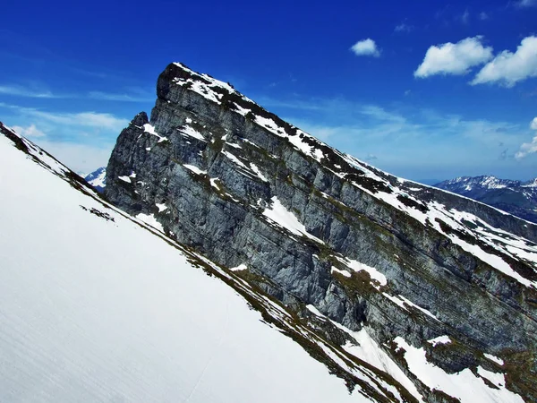 Κορυφής Των Άλπεων Βρυση Στην Οροσειρά Churfirsten Μεταξύ Της Toggenburg — Φωτογραφία Αρχείου